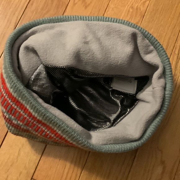 📌 Columbia Nordic Print Toque - Picture 2 of 3